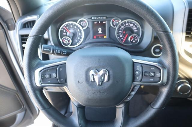 2026 RAM Ram 1500 RAM 1500 TRADESMAN QUAD CAB 4X2 64 BOX