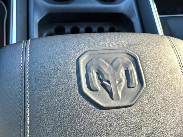 2026 Ram 1500 Laramie Crew Cab 4x4 5'7" Box