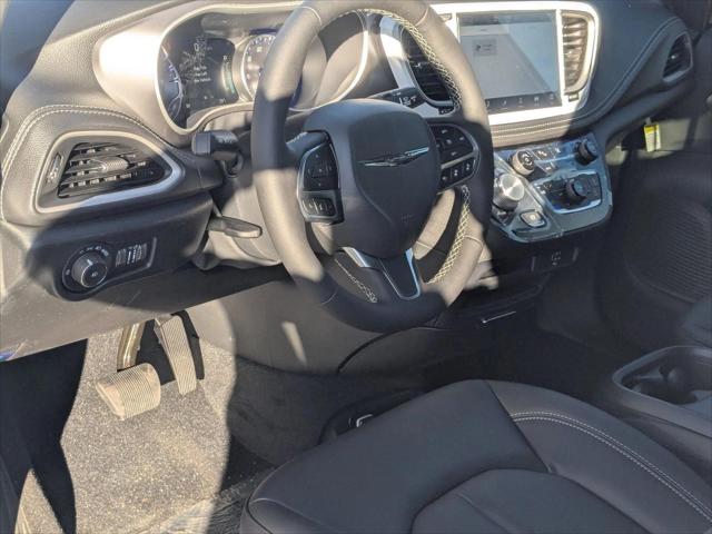 2026 Chrysler Pacifica PACIFICA SELECT AWD 2026 Chrysler Pacifica PACIFICA SELECT AWD