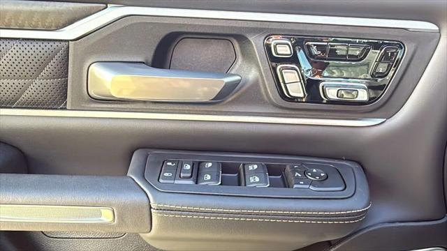 2026 Ram 1500 Tungsten Crew Cab 4x4 5'7" Box