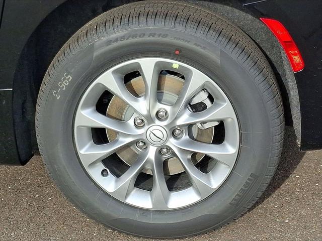 2026 Chrysler Pacifica Select AWD