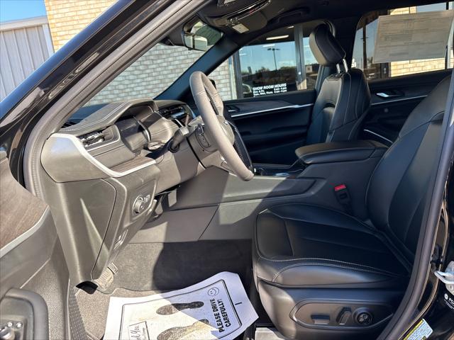 2025 Jeep Grand Cherokee GRAND CHEROKEE L LIMITED 4X4 2025 Jeep Grand Cherokee GRAND CHEROKEE L LIMITED 4X4