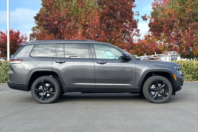 2025 Jeep Grand Cherokee GRAND CHEROKEE L ALTITUDE X 4X4