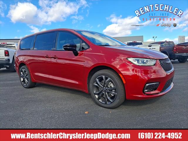 2026 Chrysler Pacifica PACIFICA SELECT AWD