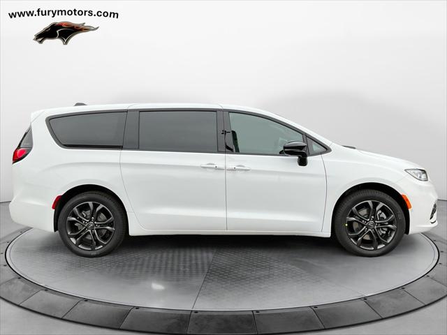 2026 Chrysler Pacifica PACIFICA SELECT AWD 2026 Chrysler Pacifica PACIFICA SELECT AWD