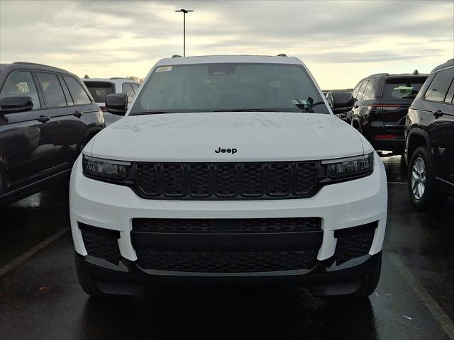 2025 Jeep Grand Cherokee GRAND CHEROKEE L ALTITUDE X 4X4