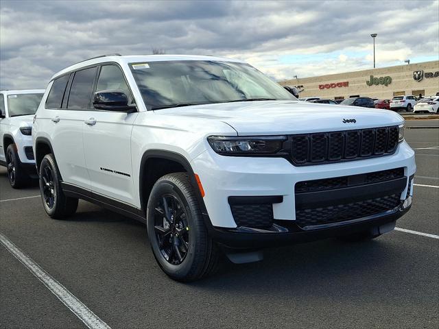 2025 Jeep Grand Cherokee GRAND CHEROKEE L ALTITUDE X 4X4