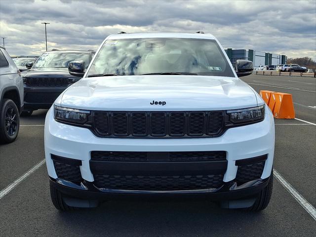 2025 Jeep Grand Cherokee GRAND CHEROKEE L ALTITUDE X 4X4
