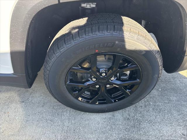 2025 Jeep Grand Cherokee GRAND CHEROKEE L ALTITUDE X 4X2