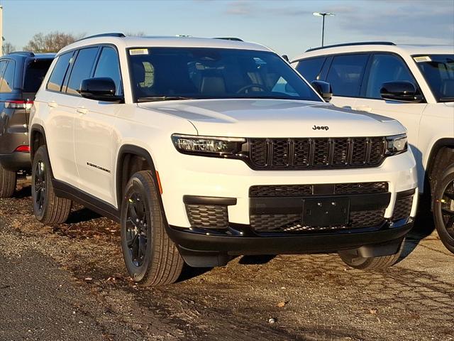2025 Jeep Grand Cherokee GRAND CHEROKEE L ALTITUDE X 4X4 2025 Jeep Grand Cherokee GRAND CHEROKEE L ALTITUDE X 4X4