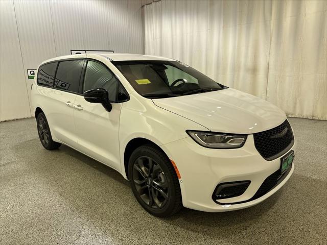 2026 Chrysler Pacifica PACIFICA SELECT AWD 2026 Chrysler Pacifica PACIFICA SELECT AWD