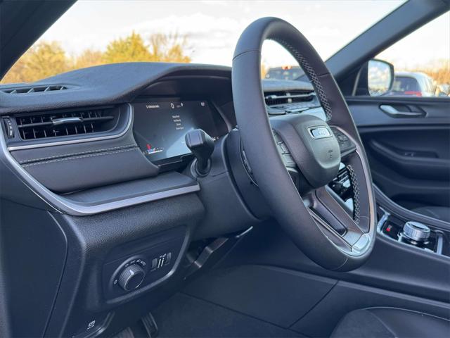 2025 Jeep Grand Cherokee GRAND CHEROKEE L ALTITUDE X 4X4 2025 Jeep Grand Cherokee GRAND CHEROKEE L ALTITUDE X 4X4