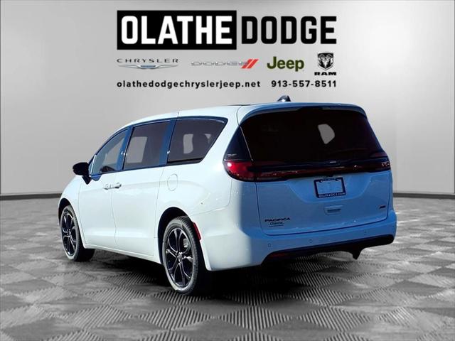 2026 Chrysler Pacifica PACIFICA SELECT AWD 2026 Chrysler Pacifica PACIFICA SELECT AWD