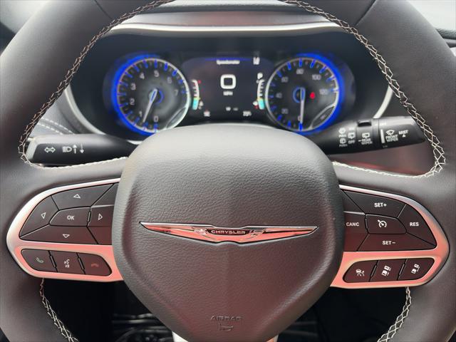 2026 Chrysler Pacifica Select AWD