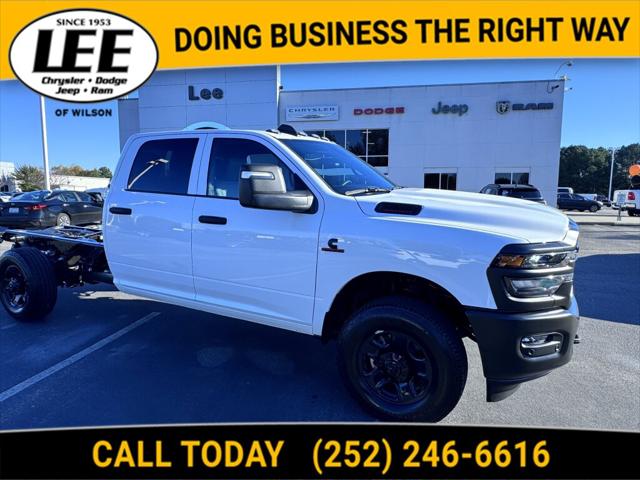 2026 RAM Ram 3500 Chassis Cab RAM 3500 TRADESMAN CREW CAB CHASSIS 4X4 60 CA 2026 RAM Ram 3500 Chassis Cab RAM 3500 TRADESMAN CREW CAB CHASSIS 4X4 60 CA