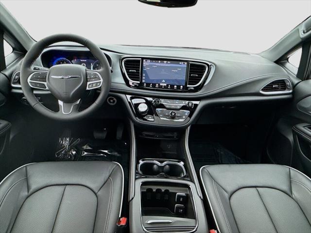 2026 Chrysler Pacifica PACIFICA LIMITED AWD