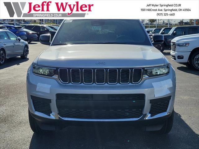 2025 Jeep Grand Cherokee GRAND CHEROKEE L LAREDO X 4X4