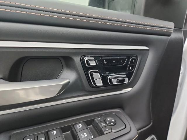 2026 Ram 1500 Tungsten Crew Cab 4x4 5'7" Box
