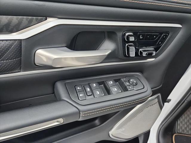 2026 Ram 1500 Tungsten Crew Cab 4x4 5'7" Box