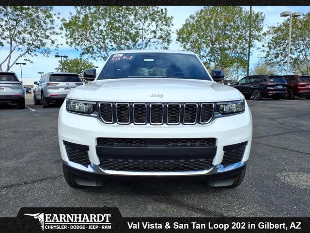 2025 Jeep Grand Cherokee GRAND CHEROKEE L LAREDO X 4X2