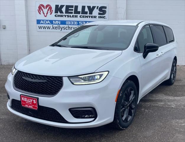 2026 Chrysler Pacifica PACIFICA SELECT AWD