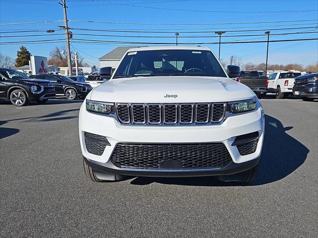 2025 Jeep Grand Cherokee GRAND CHEROKEE LAREDO X 4X4 2025 Jeep Grand Cherokee GRAND CHEROKEE LAREDO X 4X4