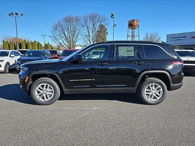2025 Jeep Grand Cherokee GRAND CHEROKEE LAREDO X 4X4