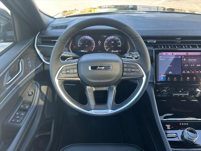 2025 Jeep Grand Cherokee GRAND CHEROKEE LIMITED 4X4 2025 Jeep Grand Cherokee GRAND CHEROKEE LIMITED 4X4