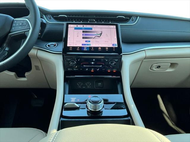 2025 Jeep Grand Cherokee GRAND CHEROKEE L LIMITED 4X4 2025 Jeep Grand Cherokee GRAND CHEROKEE L LIMITED 4X4