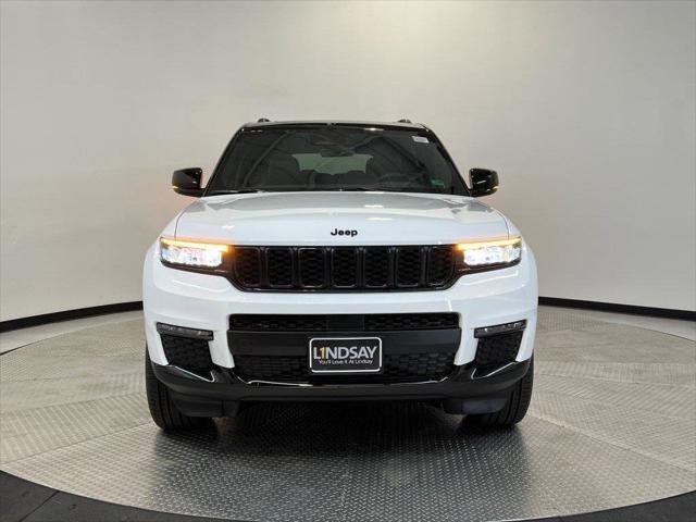 2025 Jeep Grand Cherokee GRAND CHEROKEE L LIMITED 4X4