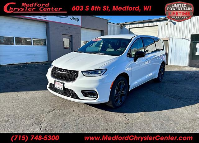 2026 Chrysler Pacifica PACIFICA SELECT AWD