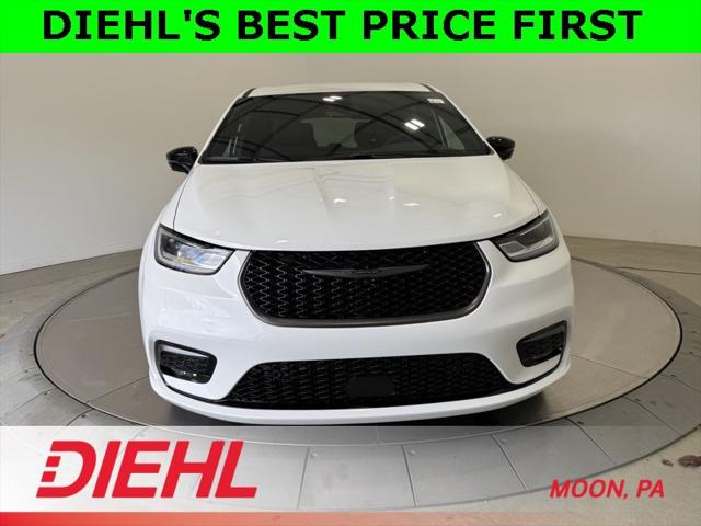 2026 Chrysler Pacifica PACIFICA SELECT AWD