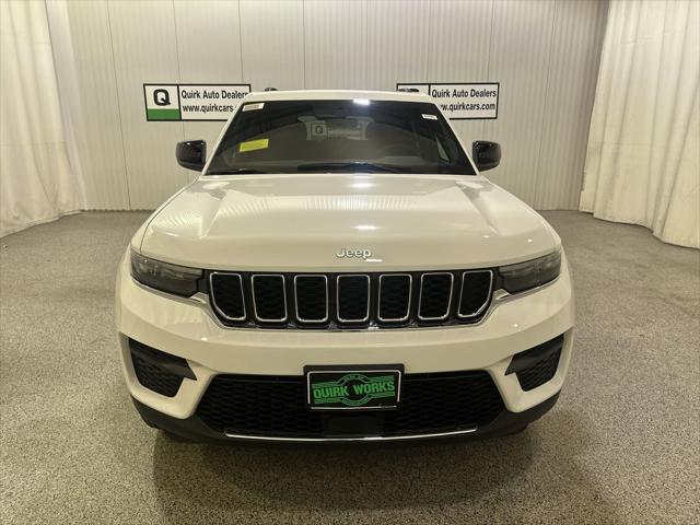 2025 Jeep Grand Cherokee GRAND CHEROKEE LAREDO X 4X4 2025 Jeep Grand Cherokee GRAND CHEROKEE LAREDO X 4X4