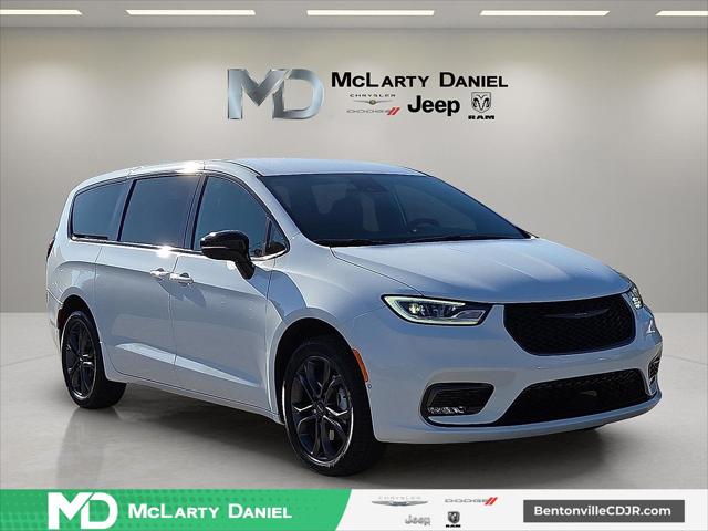 2026 Chrysler Pacifica PACIFICA SELECT AWD 2026 Chrysler Pacifica PACIFICA SELECT AWD