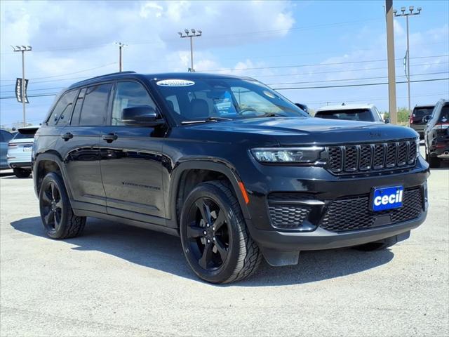 2023 Jeep Grand Cherokee Altitude 4x2