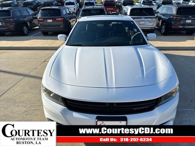 2022 Dodge Charger SXT RWD