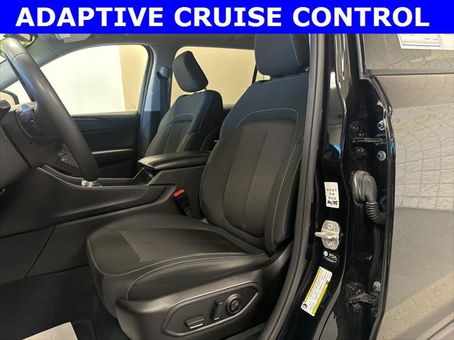 2023 Jeep Grand Cherokee L Laredo 4x4 2023 Jeep Grand Cherokee L Laredo 4x4