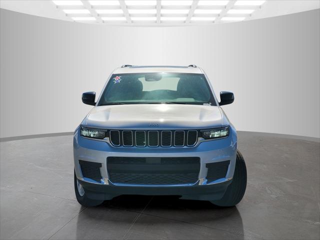 2025 Jeep Grand Cherokee GRAND CHEROKEE L LAREDO X 4X4