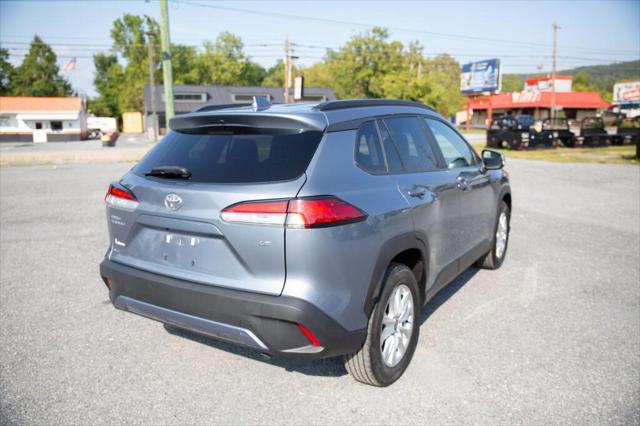 2024 Toyota Corolla Cross LE 2024 Toyota Corolla Cross LE