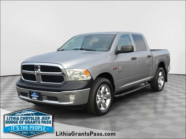 2019 RAM 1500 Classic Tradesman Crew Cab 4x4 57 Box 2019 RAM 1500 Classic Tradesman Crew Cab 4x4 57 Box