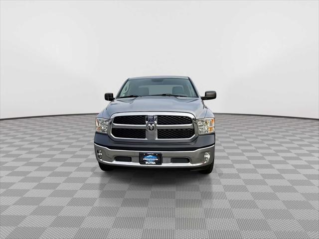 2019 RAM 1500 Classic Tradesman Crew Cab 4x4 57 Box 2019 RAM 1500 Classic Tradesman Crew Cab 4x4 57 Box