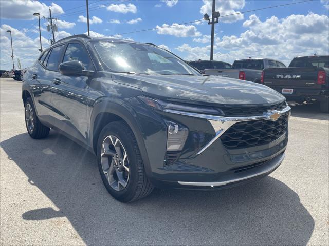 2025 Chevrolet Trax FWD LT