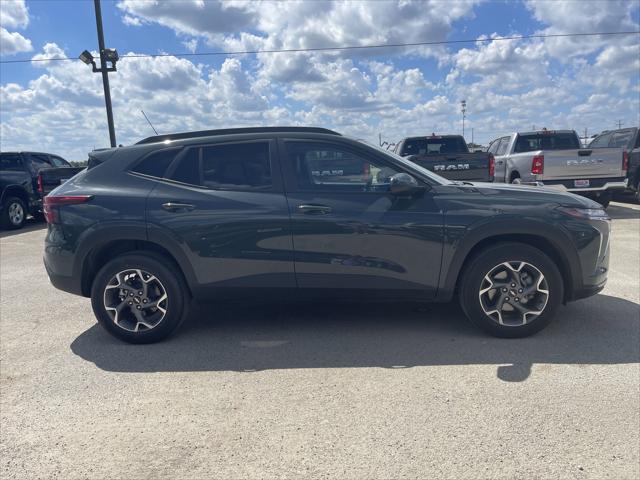 2025 Chevrolet Trax FWD LT