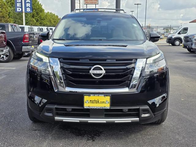 2024 Nissan Pathfinder SL FWD 2024 Nissan Pathfinder SL FWD