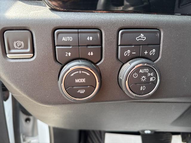 2023 Chevrolet Silverado 1500 4WD Crew Cab Short Bed LT Trail Boss 2023 Chevrolet Silverado 1500 4WD Crew Cab Short Bed LT Trail Boss