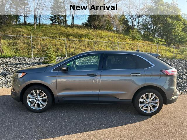 2022 Ford Edge Titanium