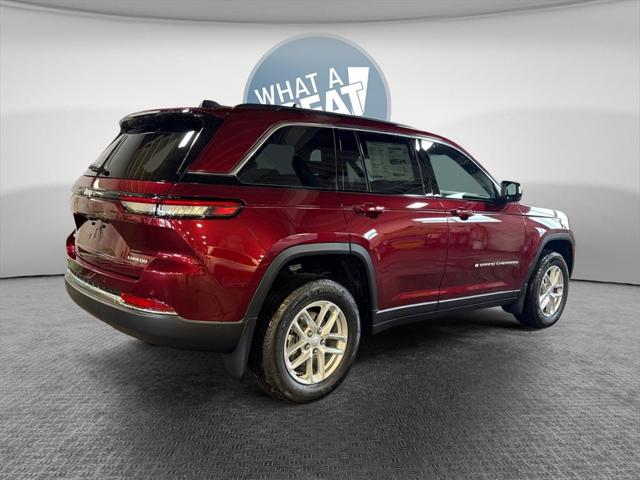 2025 Jeep Grand Cherokee GRAND CHEROKEE LAREDO X 4X4