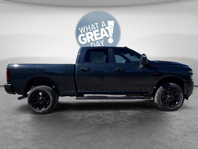 2026 RAM Ram 2500 RAM 2500 BLACK EXPRESS CREW CAB 4X4 64 BOX
