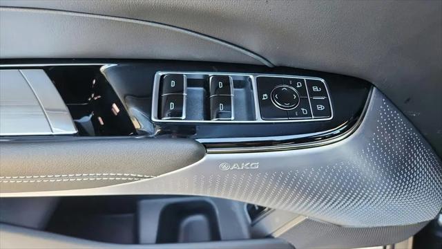 2025 Cadillac iQ Sport 3 RWD