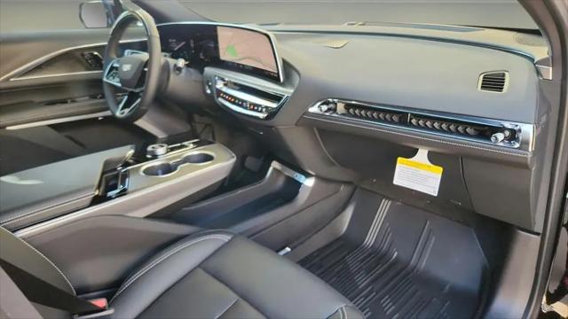 2025 Cadillac iQ Sport 3 RWD